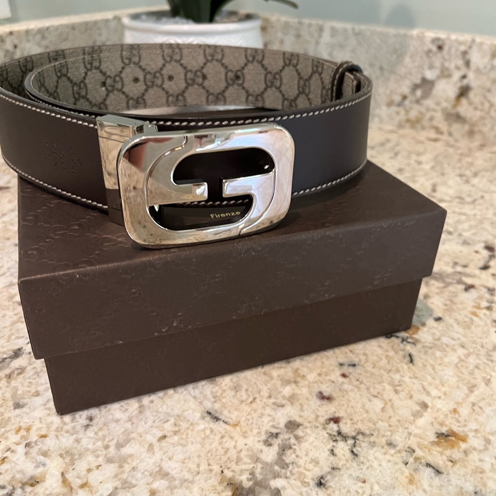 Gucci reversible belt